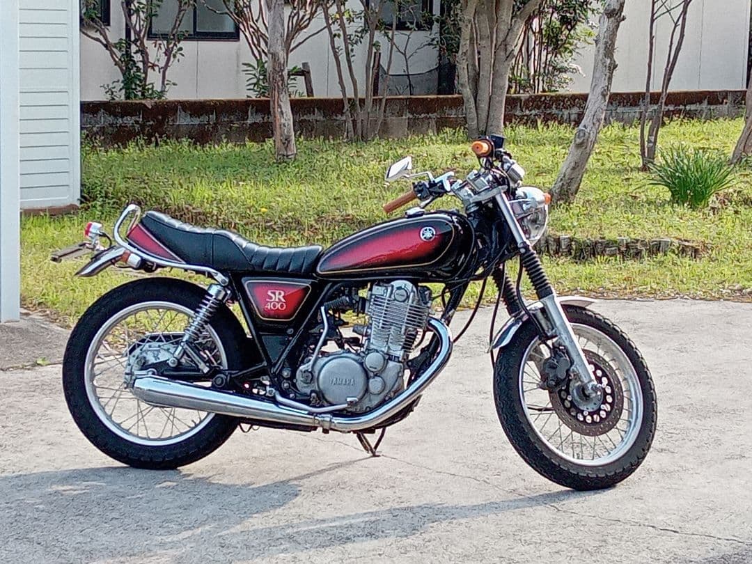 SR400　デイトナ(Daytona)リアハーフフェンダーSet