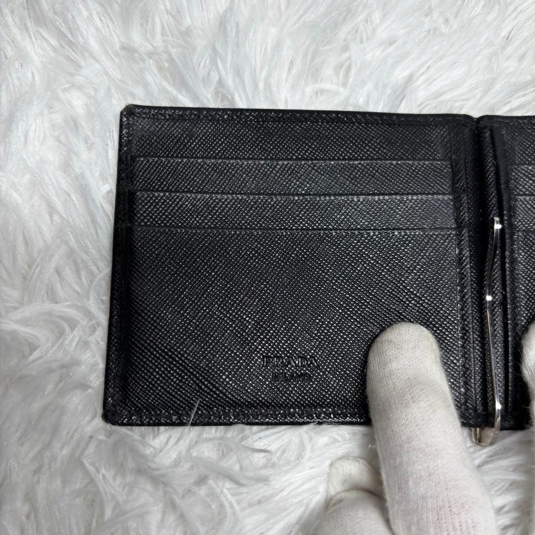 ✨美品✨ PRADA マネークリップ 型押し サフィアーノレザー ブラック　黒