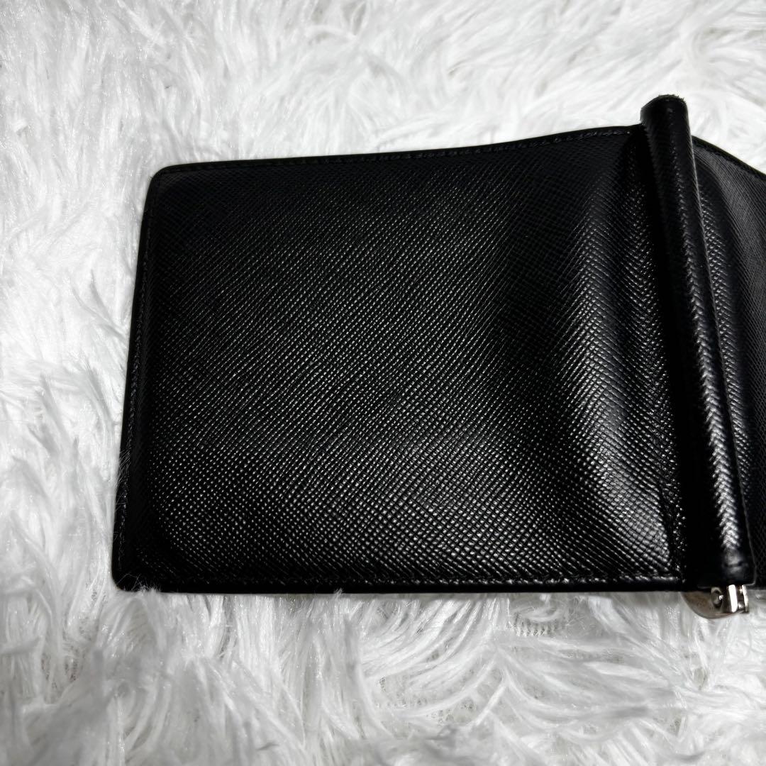 ✨美品✨ PRADA マネークリップ 型押し サフィアーノレザー ブラック　黒