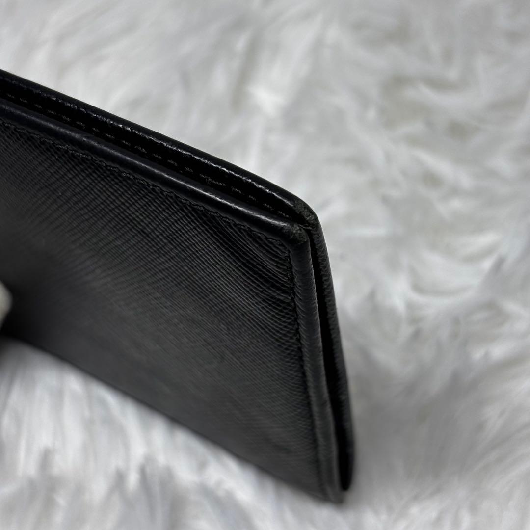 ✨美品✨ PRADA マネークリップ 型押し サフィアーノレザー ブラック　黒