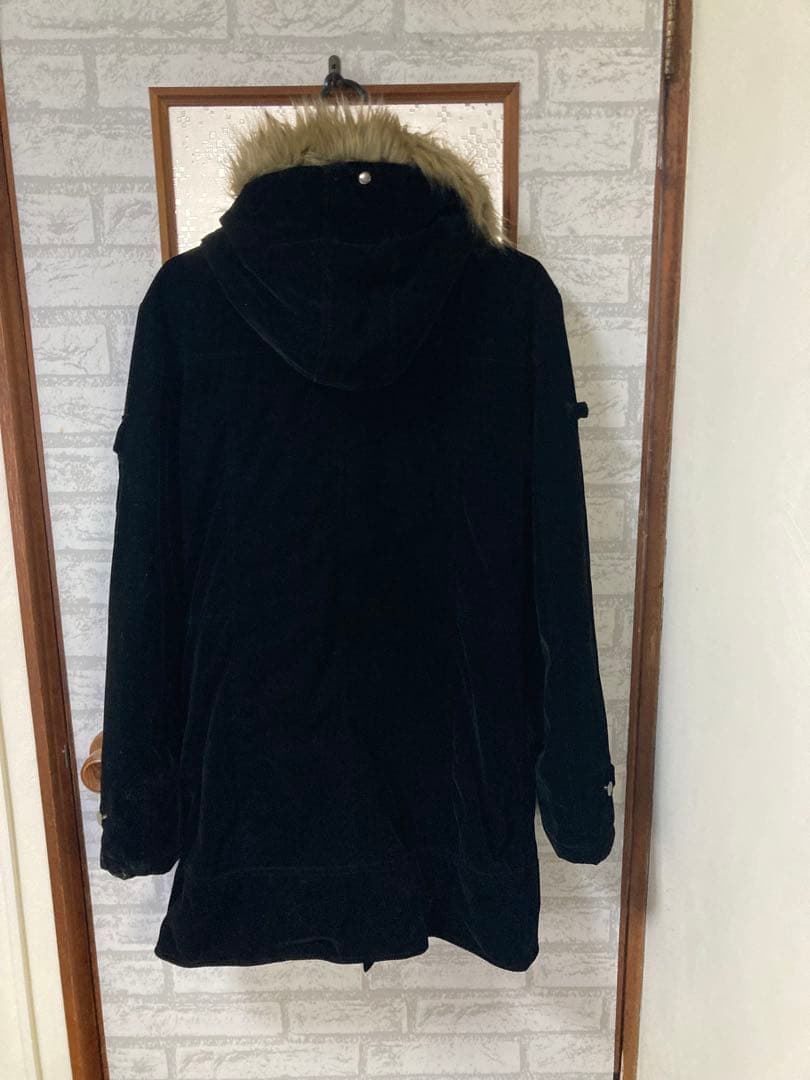 authentic 黒 ベロアダッフルコート ファー付き　used