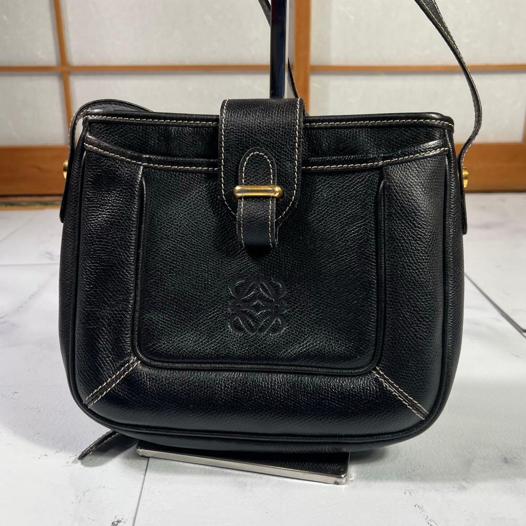 LOEWE ロエベ アナグラム ロゴ レザー ショルダーバッグ ゴールド金具