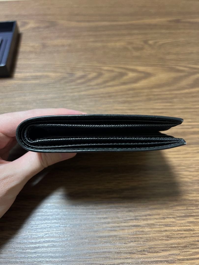 PRADA 折財布