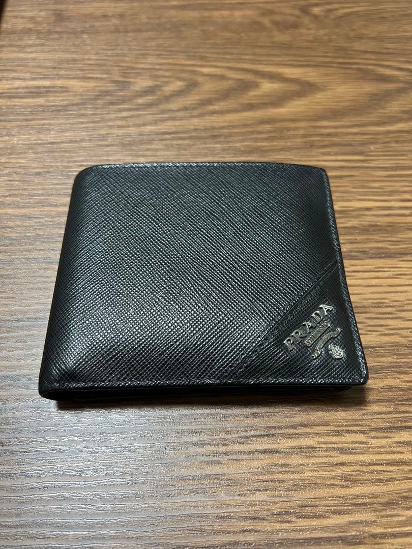 PRADA 折財布