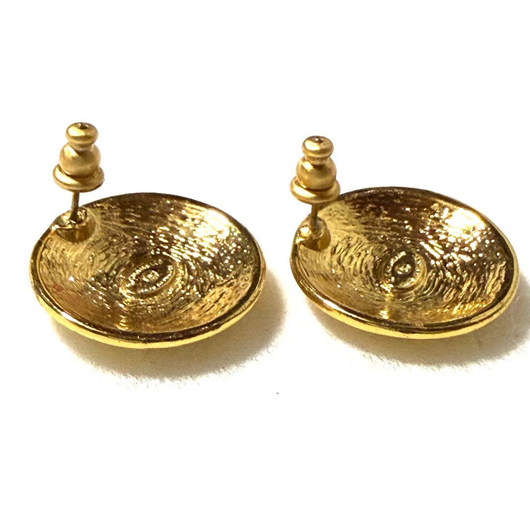 シャネル　CHANEL ピアス　ココマーク　マトラッセ　ゴールド