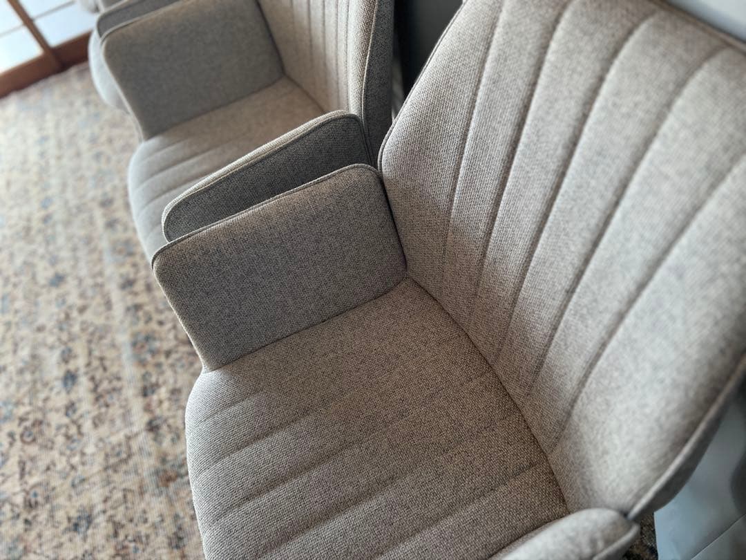 グレー 180度 回転式 肘付き ダイニングチェア 4脚セットのうちの1脚