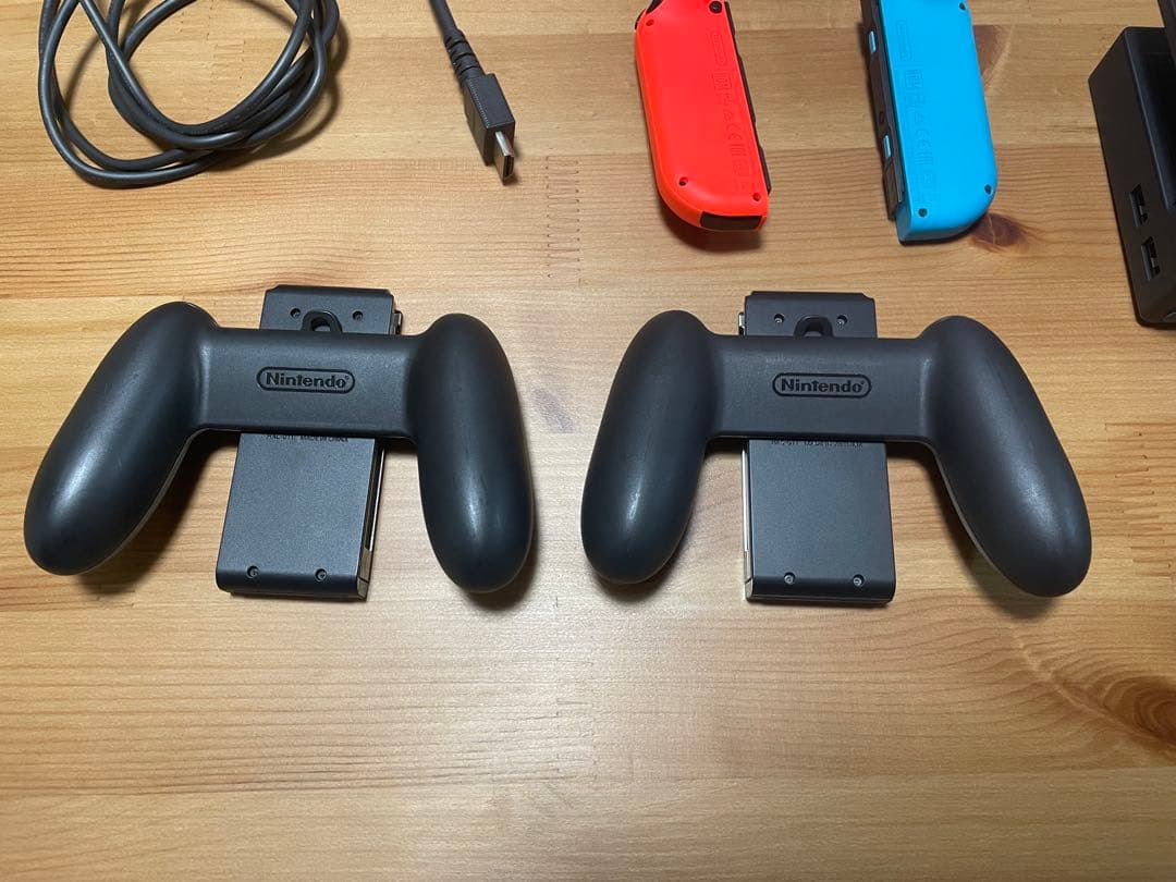 Nintendo Switch本体+Joy-Con+純正Proコン+その他セット