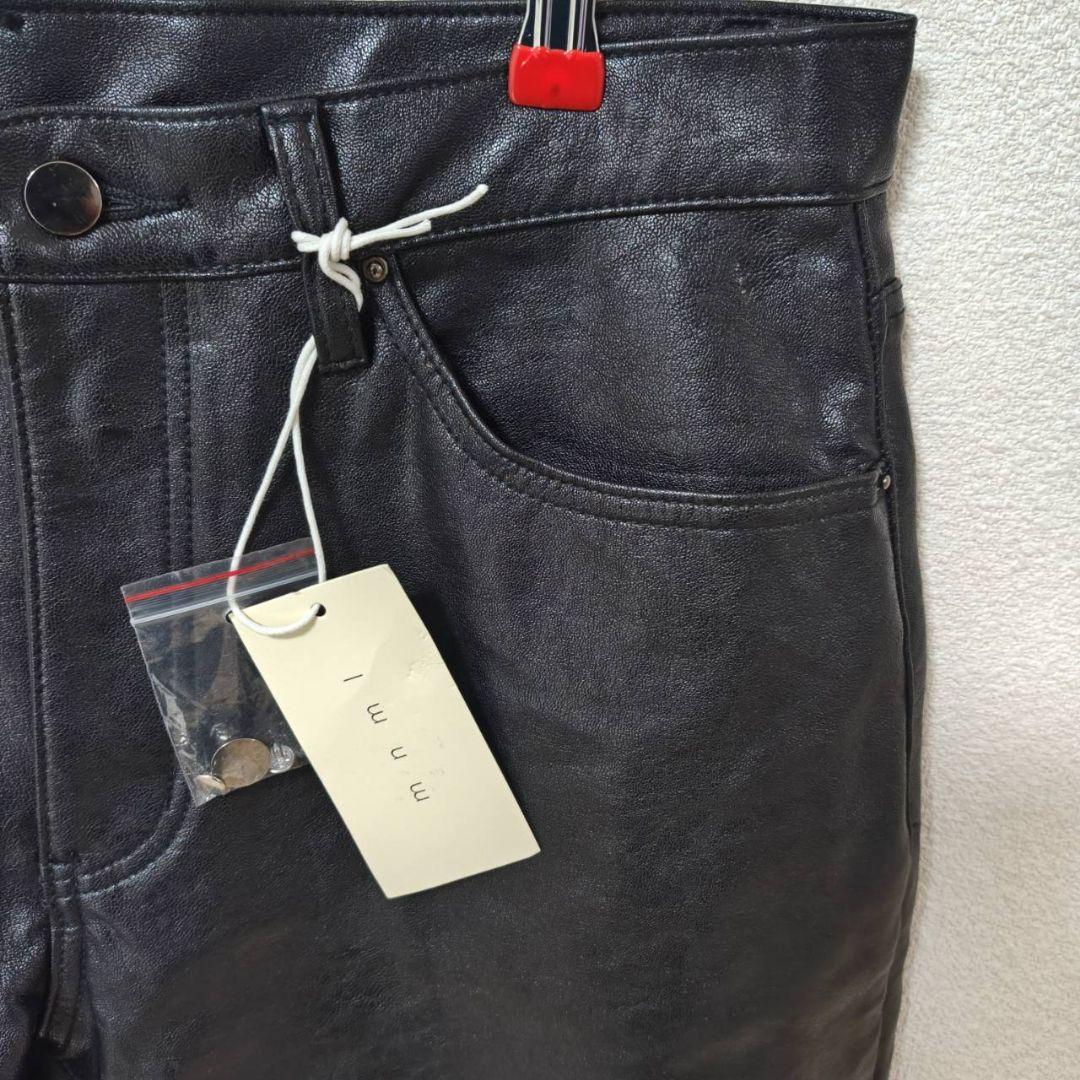 【新品タグ付き】mnml ブラックレザーフレアパンツ　32inch　ミニマル
