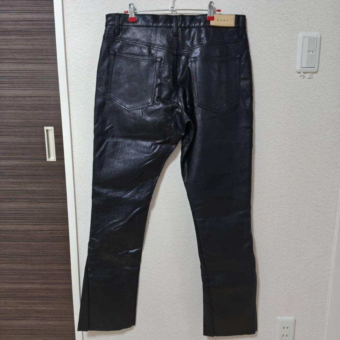 【新品タグ付き】mnml ブラックレザーフレアパンツ　32inch　ミニマル