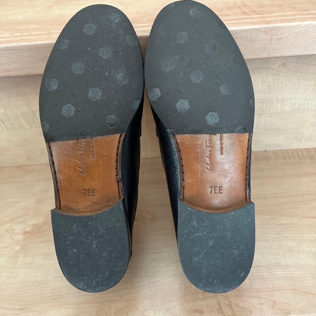 おこめ⭐︎ Salvatore Ferragamo ローファー　ブラック