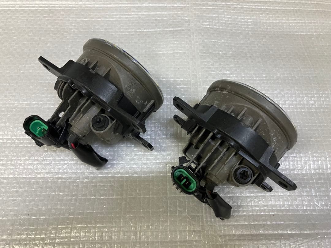 ♦︎ダイハツ★タントカスタムLA600S純正オプション LEDフォグランプ★