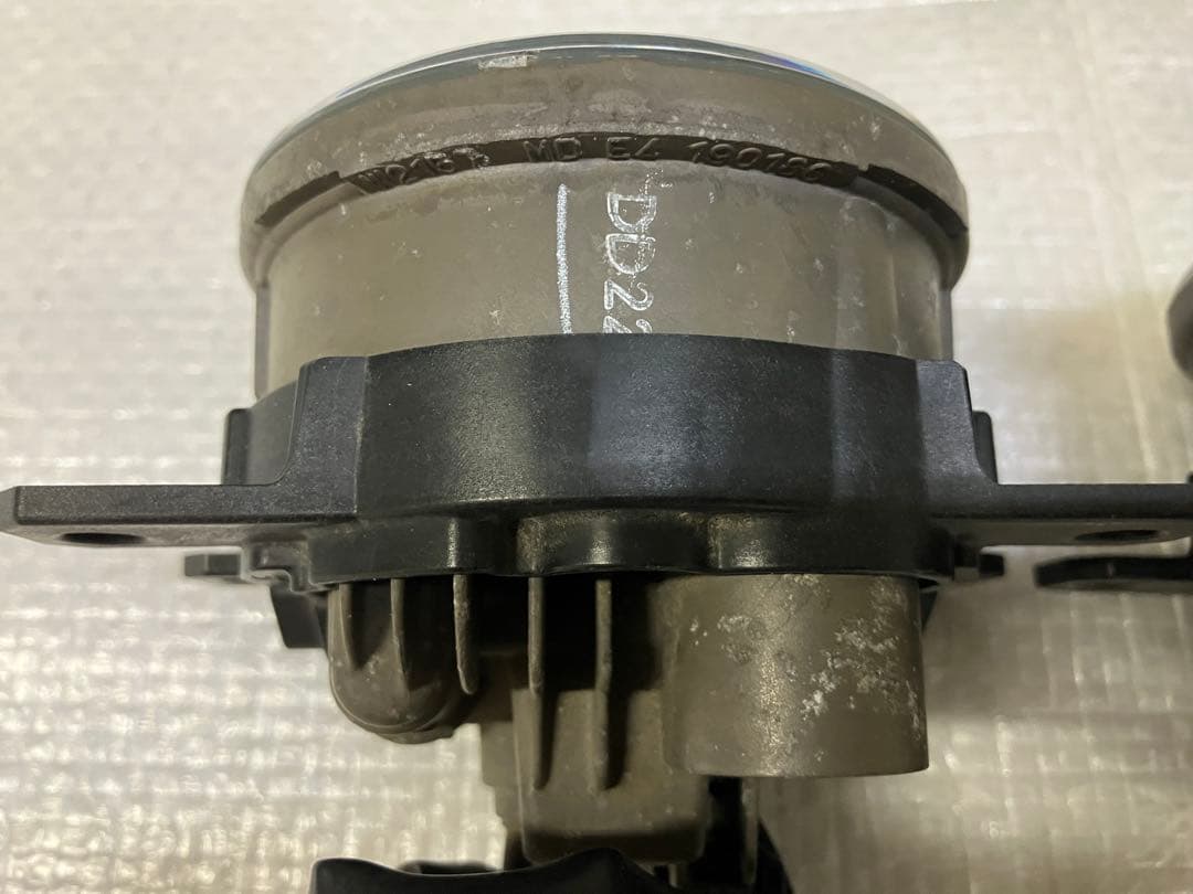 ♦︎ダイハツ★タントカスタムLA600S純正オプション LEDフォグランプ★