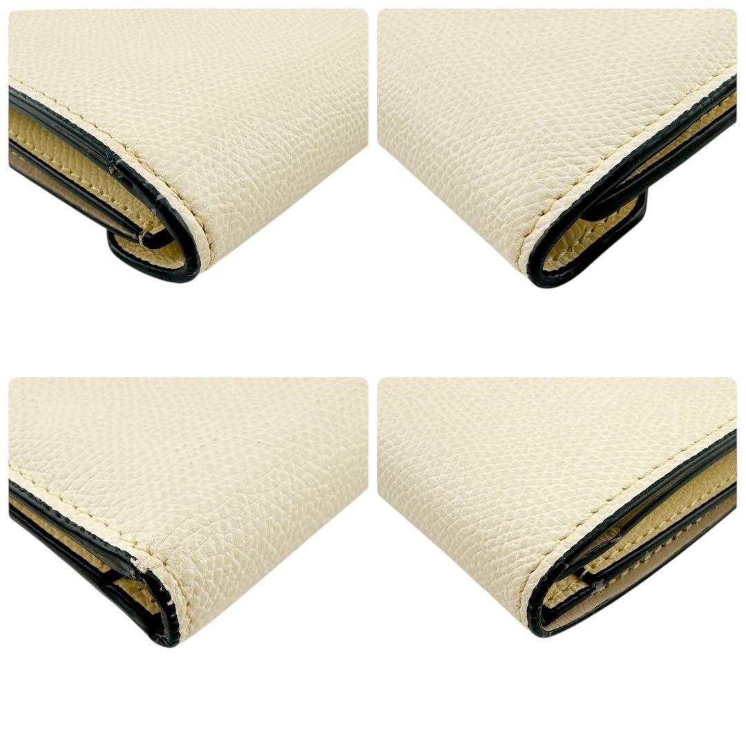 美品◇ヴァレクストラ レザー イジィデ 三つ折り財布 アイボリー レディース