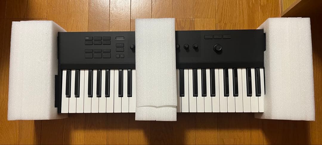 KOMPLETE KONTROL A49 MIDIキーボード 49鍵