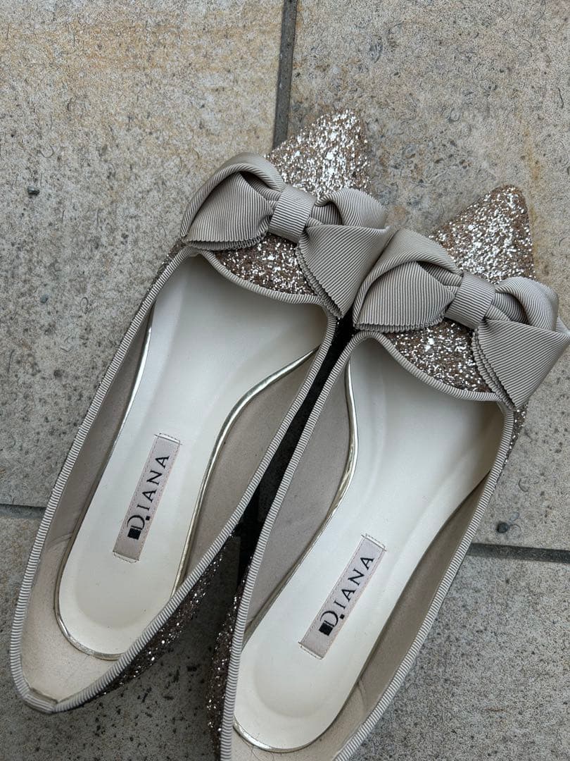 D.I.A.N.A. グリッターリボンフラットシューズ