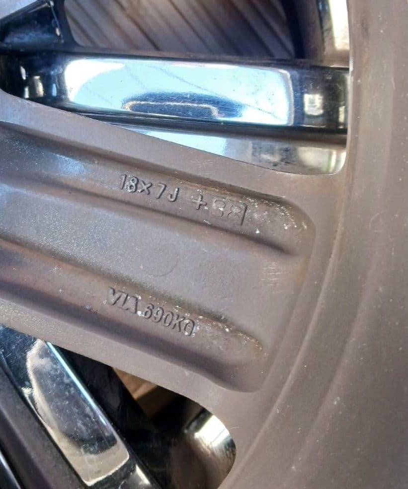 RAYS デリカD5 三菱 18インチ ホイール 4個セット