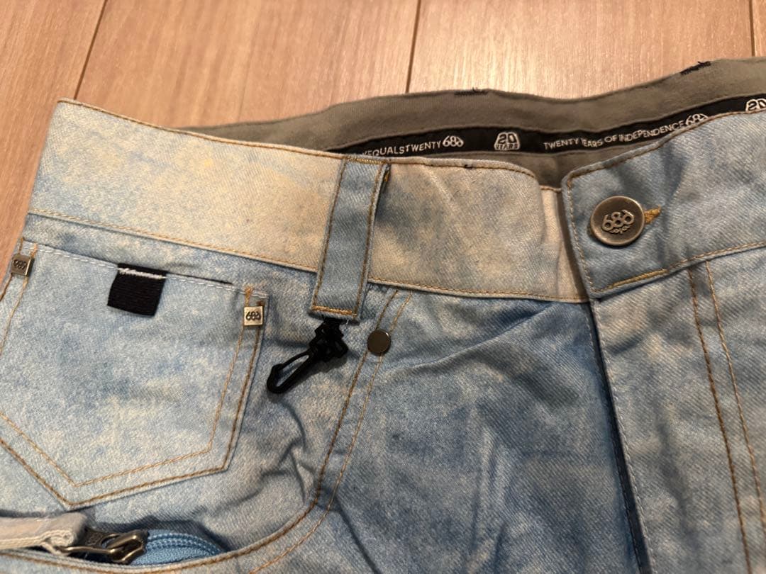 686/シックスエイトシックス　スノーボード