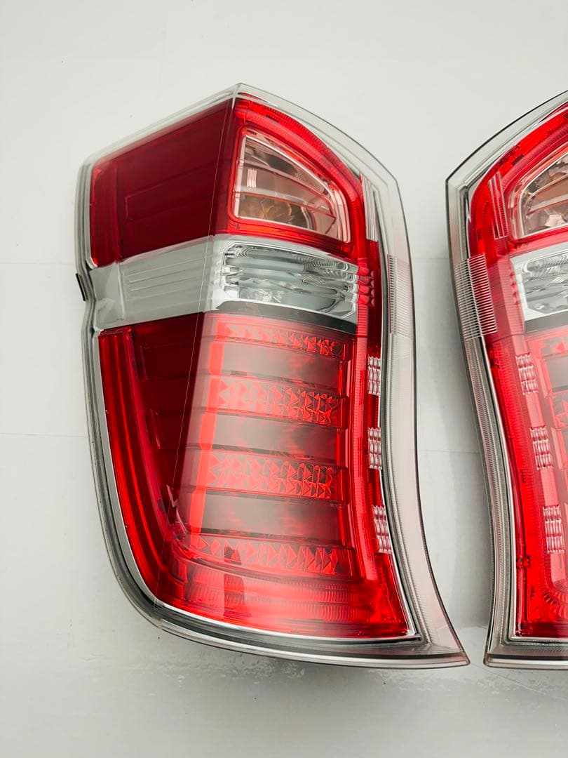 ステップワゴン スパーダ LED テールランプ STANLEY W0587