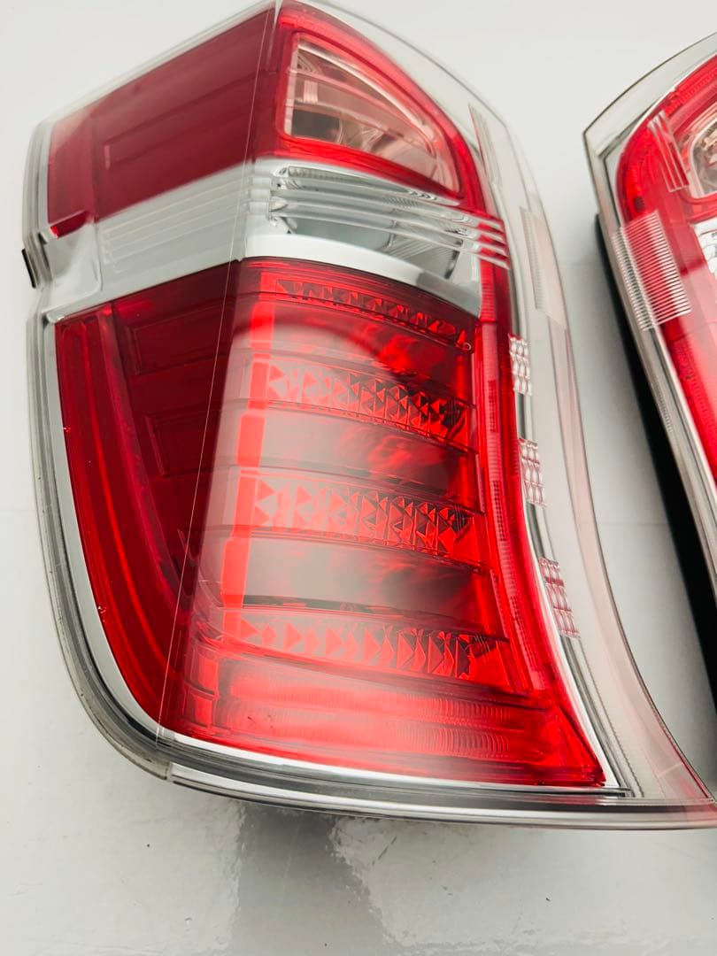 ステップワゴン スパーダ LED テールランプ STANLEY W0587