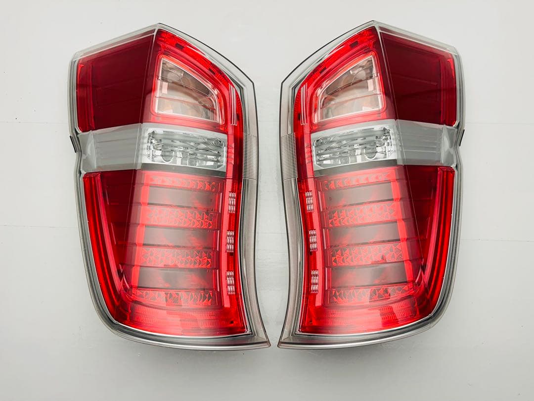 ステップワゴン スパーダ LED テールランプ STANLEY W0587