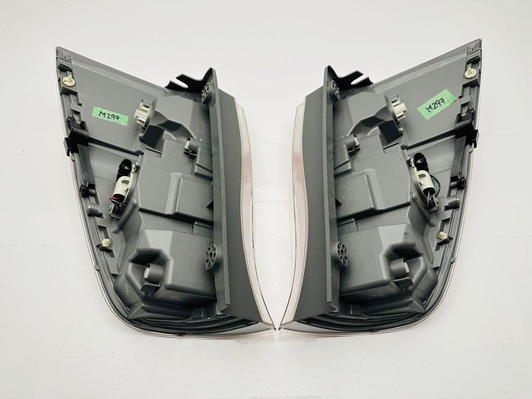 ステップワゴン スパーダ LED テールランプ STANLEY W0587