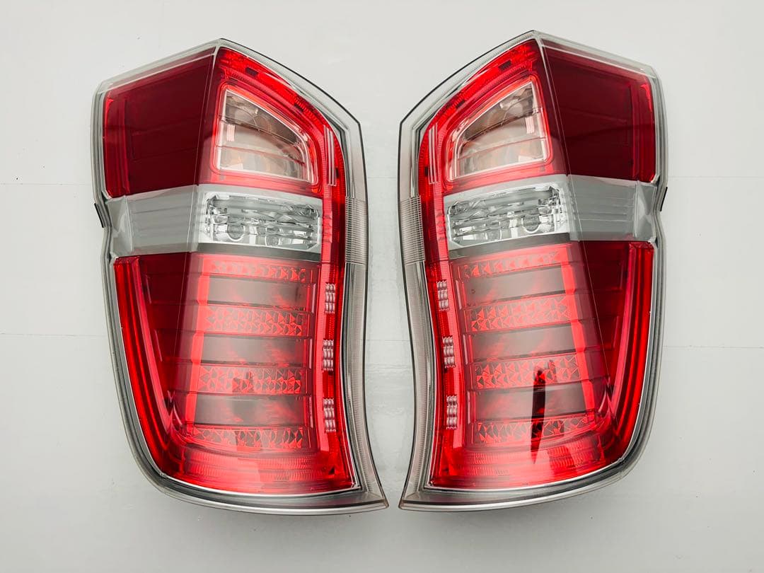 ステップワゴン スパーダ LED テールランプ STANLEY W0587