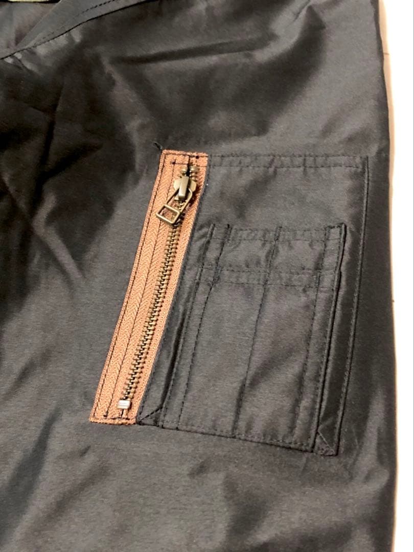 SCAPE スノボーウエアー　フード付き　黒