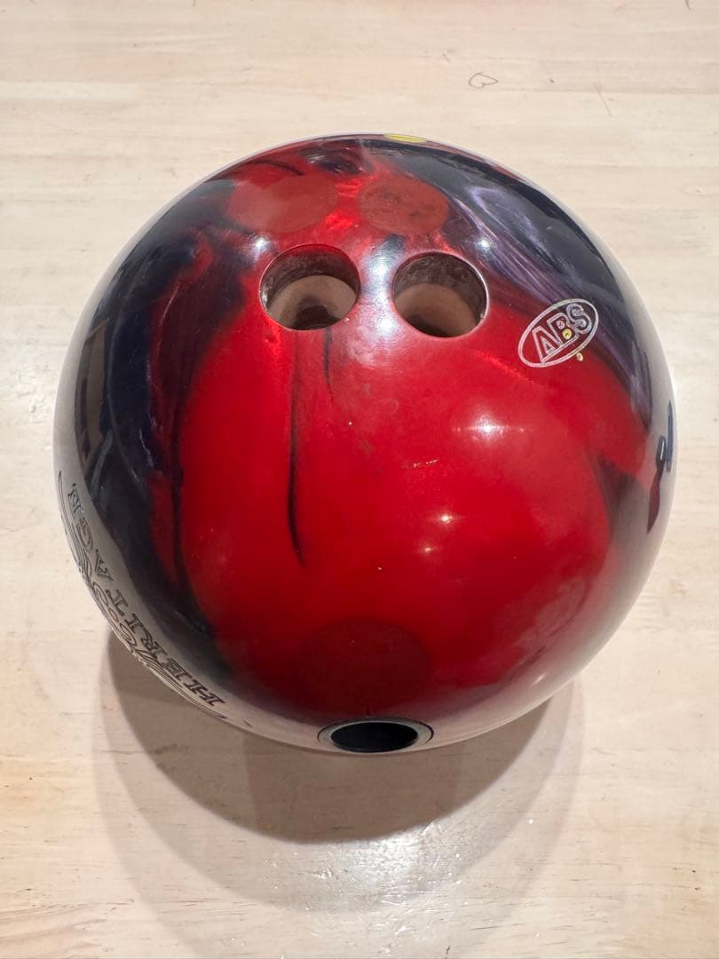 HERITAGE ボウリングボール 赤黒