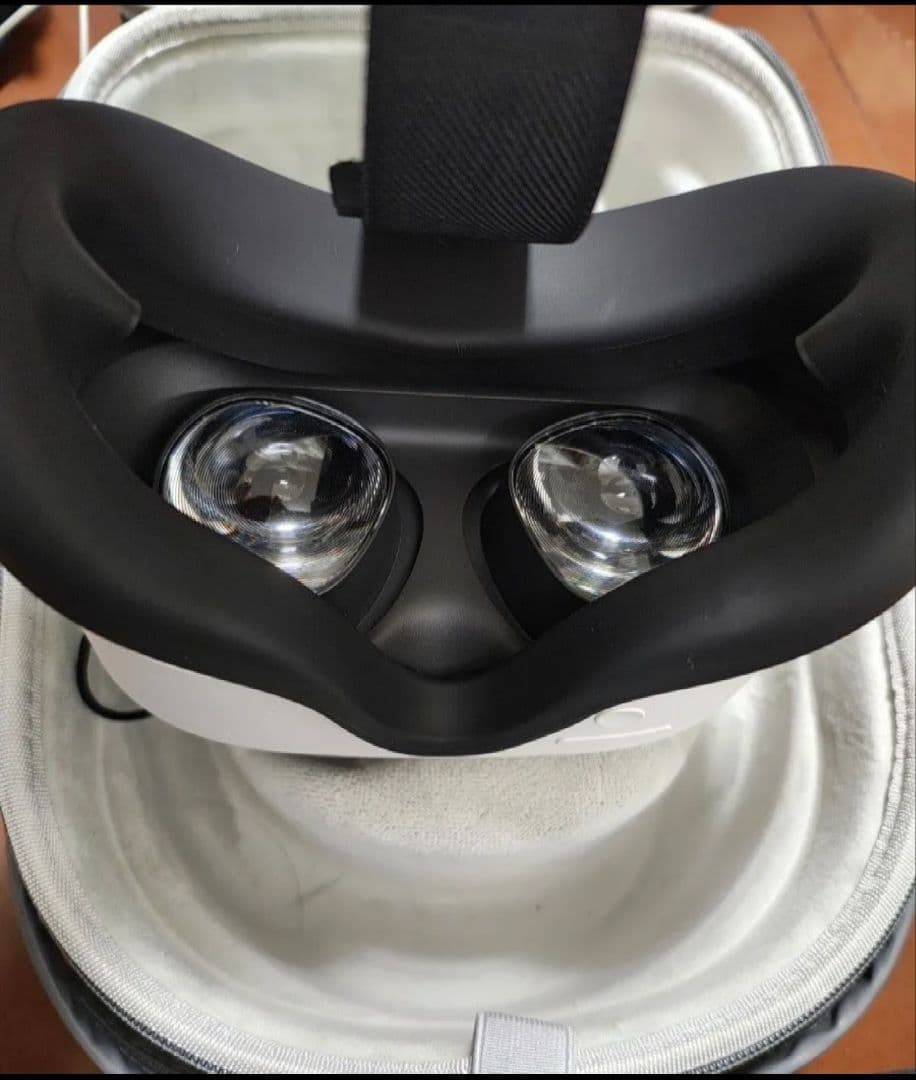  Quest 3S Elite ストラップ セット　シリコン接眼部付き