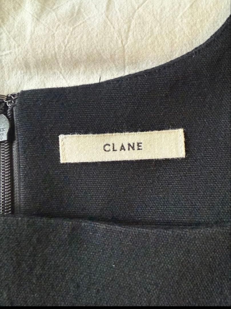 専用CLANE THIN STRAP A LINE TOPS