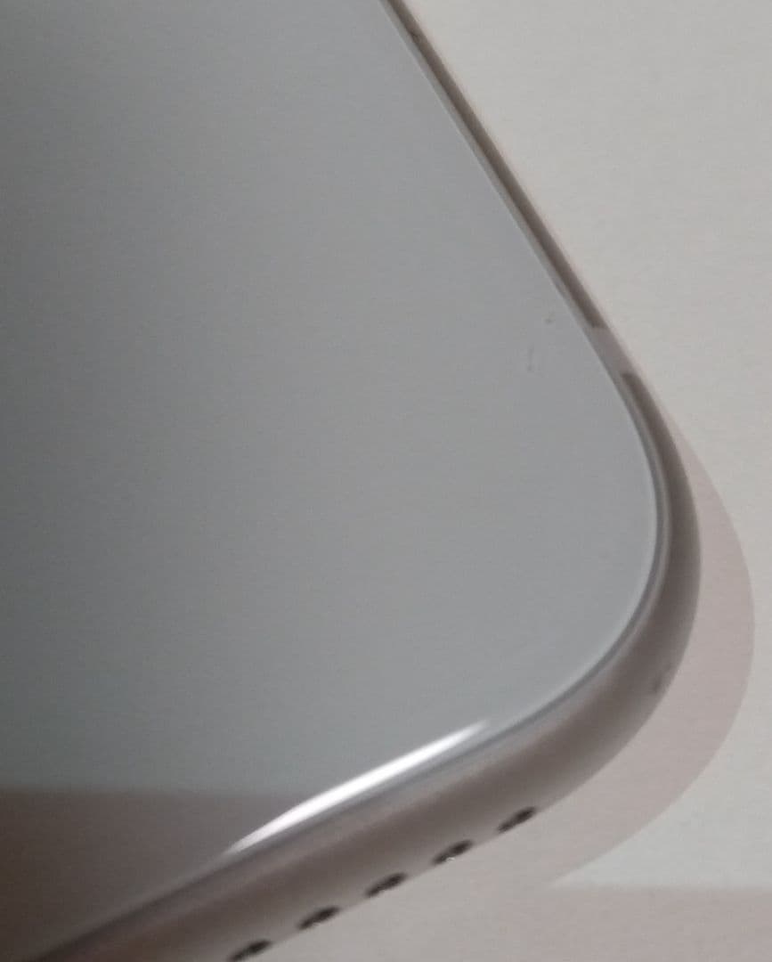 iPhone8 本体のみ 64gb