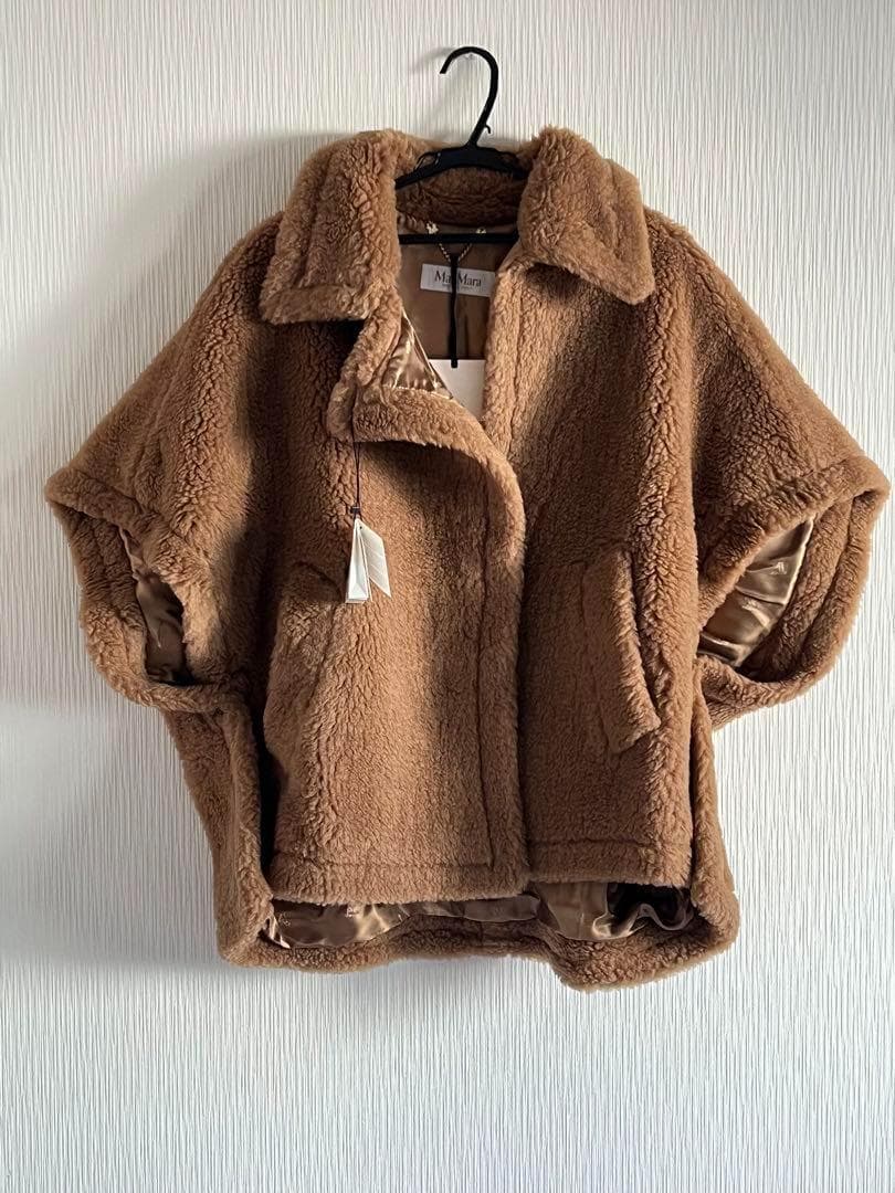 J*M様 【新品未使用・タグ、箱付】マックスマーラ　ケープ TEBE