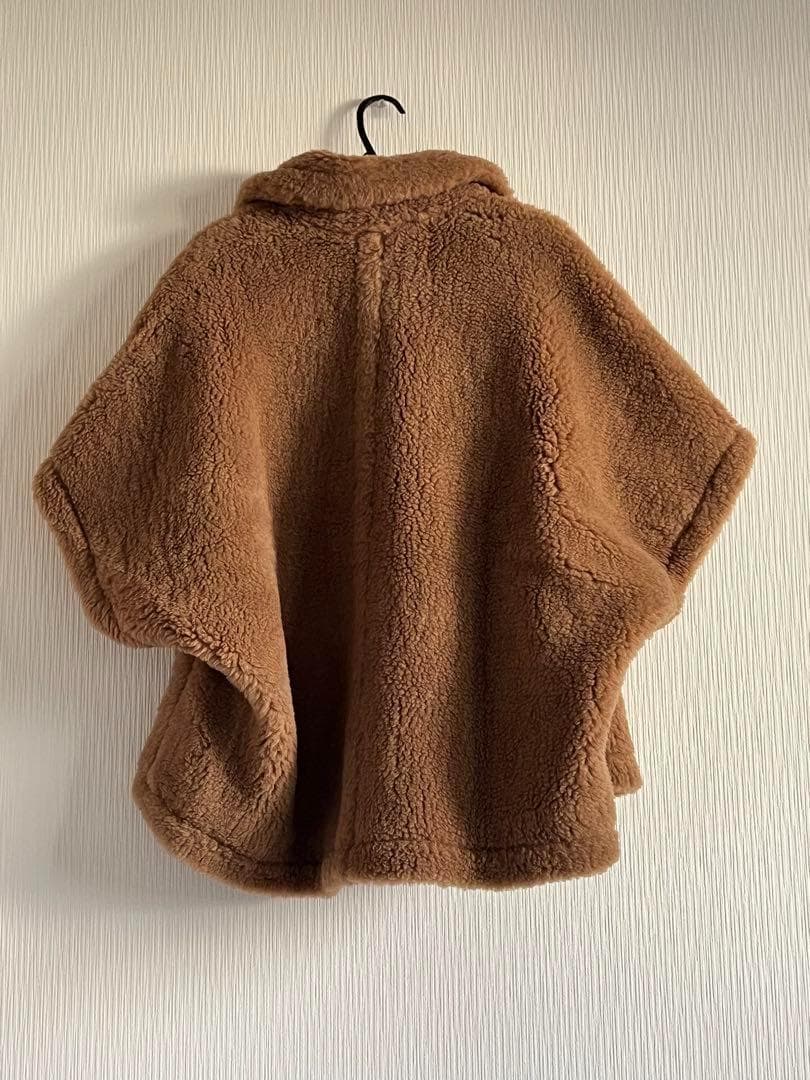 J*M様 【新品未使用・タグ、箱付】マックスマーラ　ケープ TEBE