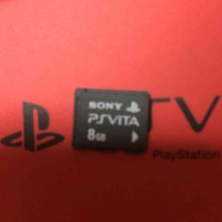 ps vita 3Gモデル  8GBめもり付き