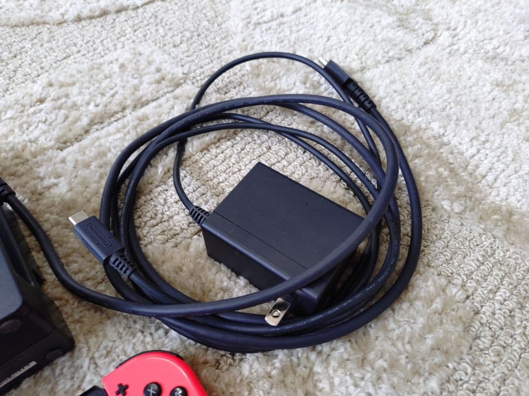 Nintendo Switch 本体 青/赤 Joy-Con付き