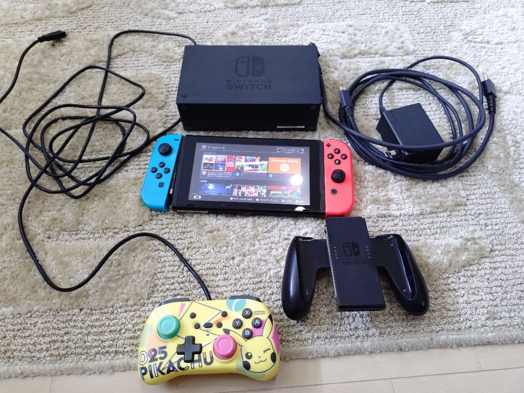 Nintendo Switch 本体 青/赤 Joy-Con付き