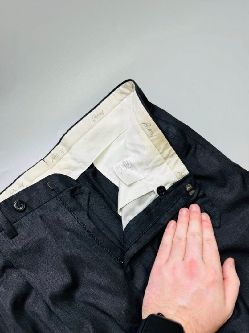 Brioni Cortina ウール スーパー 150's グレー スラックス