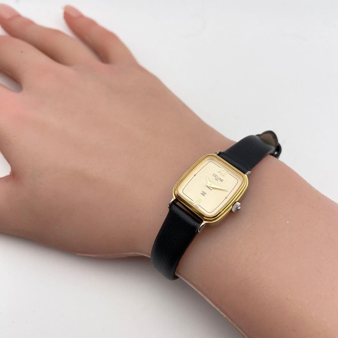 【稼働品】セリーヌ トリオンフ　ロゴ スクエア クォーツ 腕時計 8311
