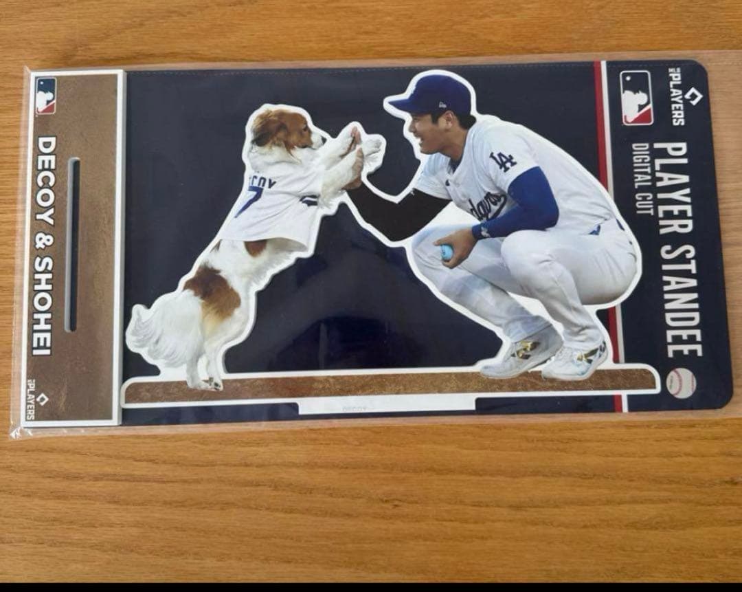 大谷翔平　デコピン　プレイヤー　スタンド