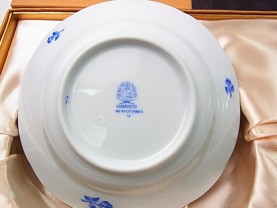 正規未使用自宅保管品Herendヘレンドヴィクトリアブーケ小皿プレート2枚箱有