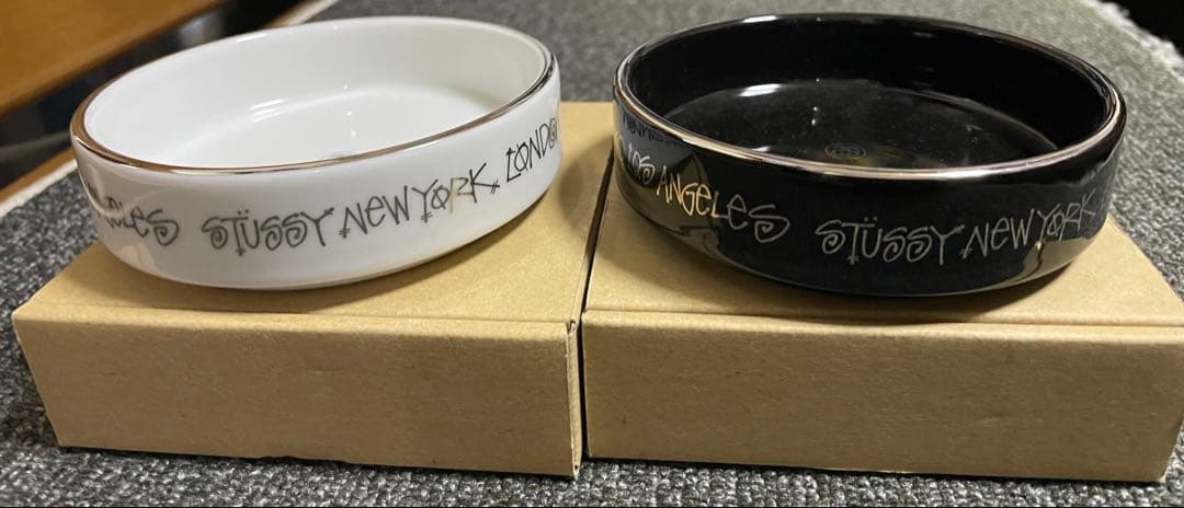 STUSSY IKSPIARI 灰皿