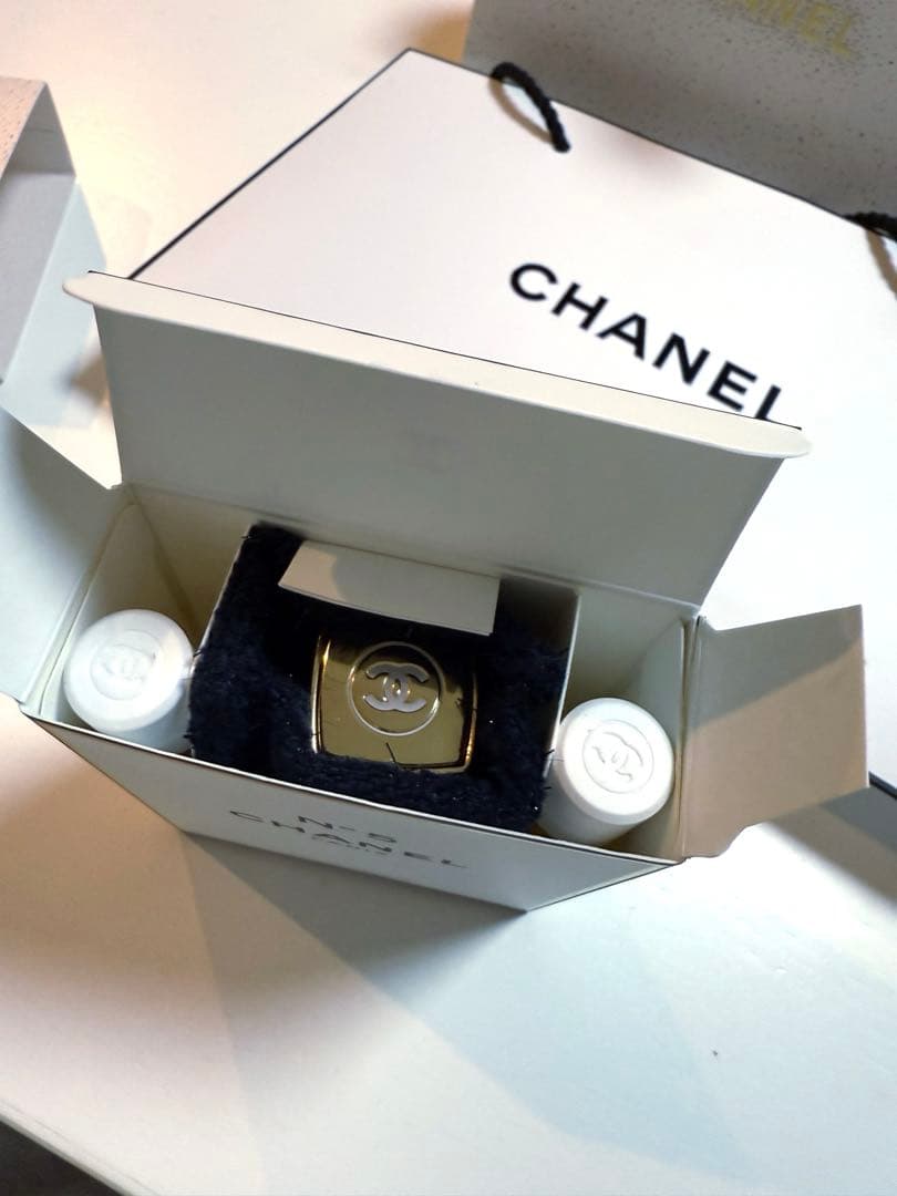 希少！レア！完売品！オードゥパルファムパース スプレイコメット　クリスマス　新品