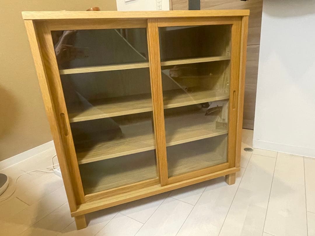 無印良品　ガラス扉食器棚(引戸)