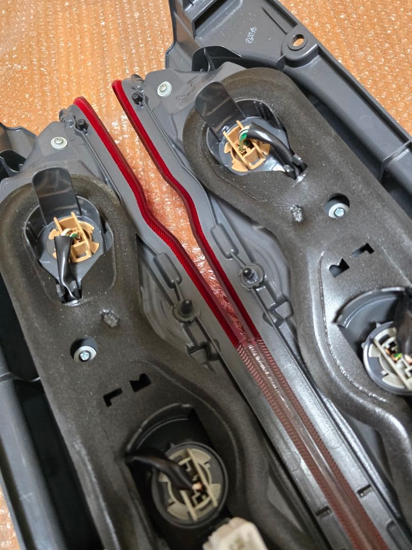 ハイエース 200系 テールライト トヨタ 純正 ⁴⁰