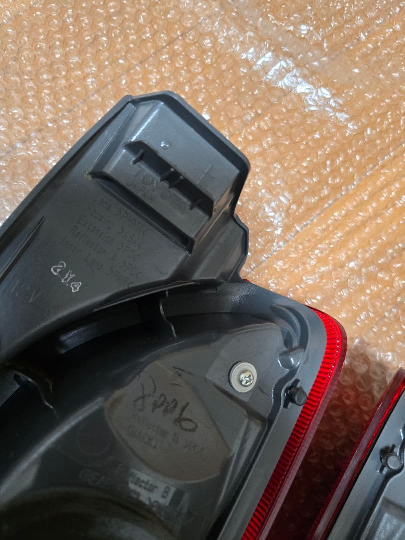 ハイエース 200系 テールライト トヨタ 純正 ⁴⁰