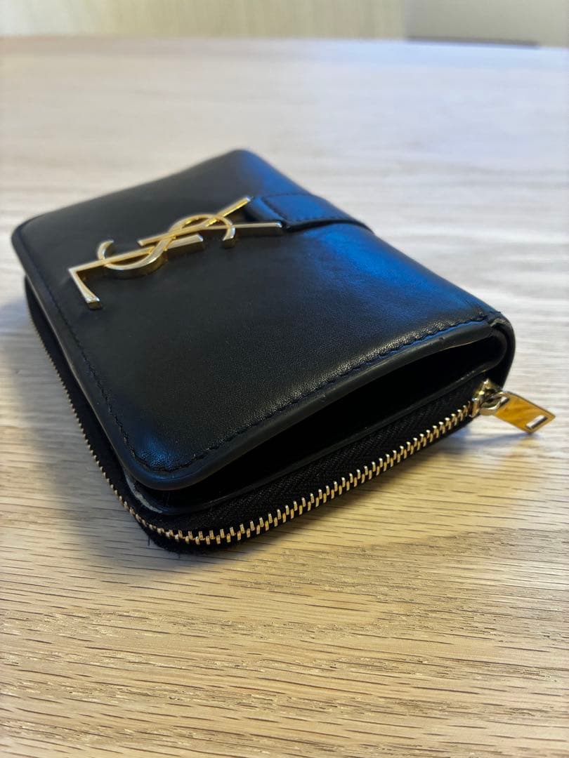 YSL ブラック 二つ折り財布♡※写真追加しました！擦れご確認ください