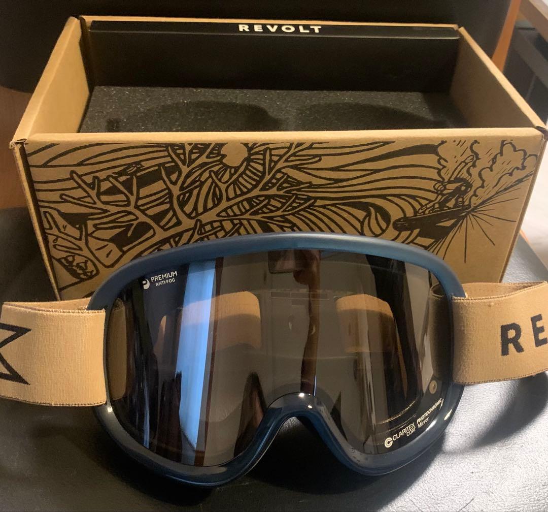 REVOLT ゴーグル　スーパーライトフレーム