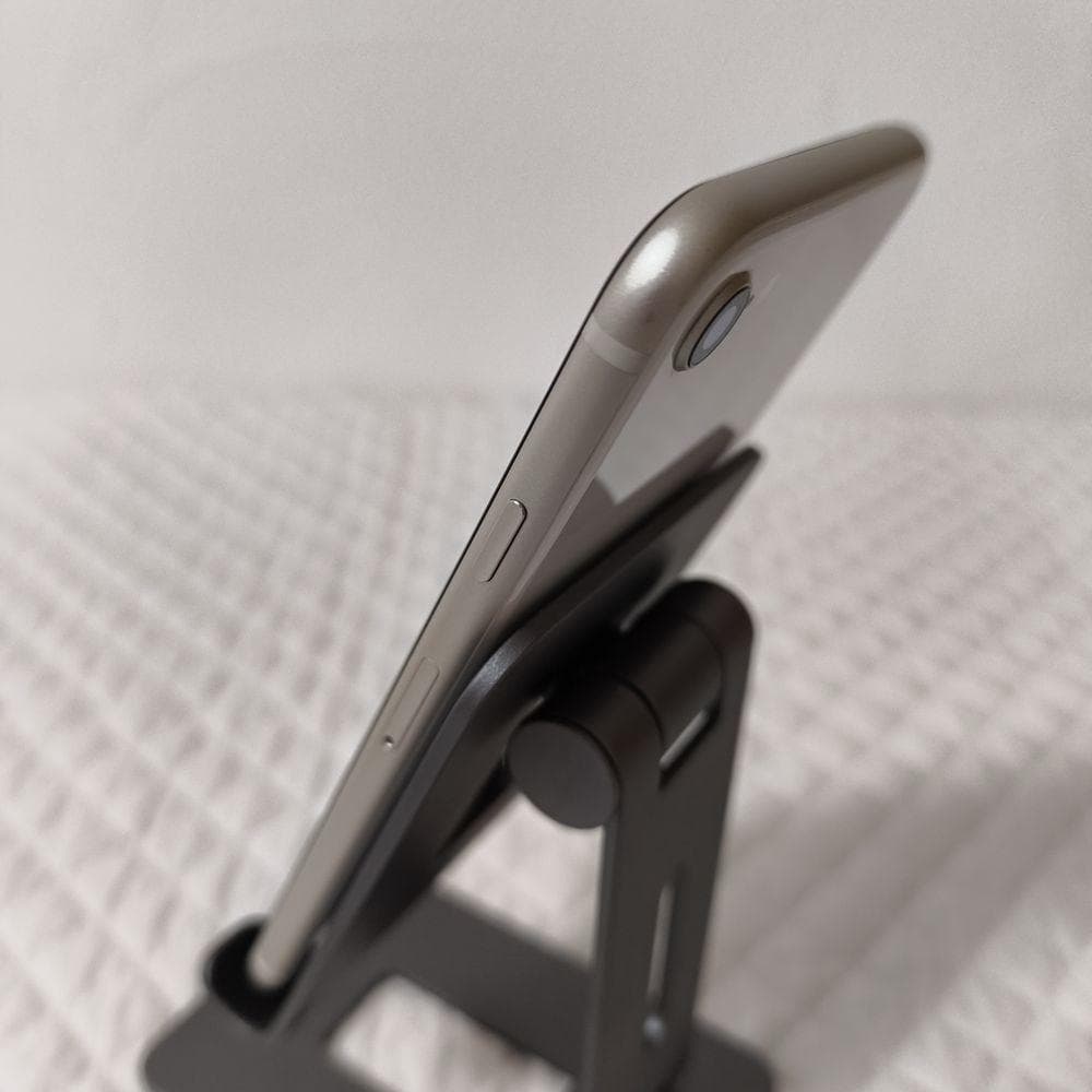 【美品】iPhone SE3 128GB SIMフリー 純正バッテリー