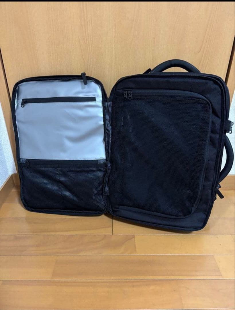 美品　SIMCLEAR ツナグバック　SQUARE Expandable 黒