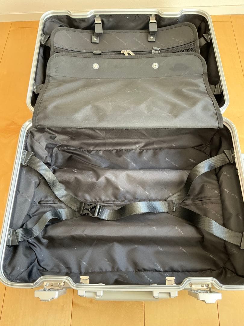 メルセデスベンツ　キャリーケース　スーツケース